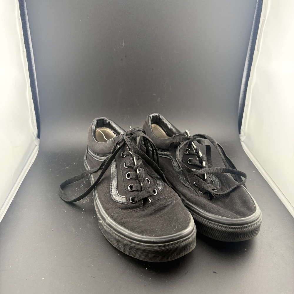 Vans Old Skool Unisex M6/W7.5 Skateboard Shoes Triple Black Athletic Sneaker